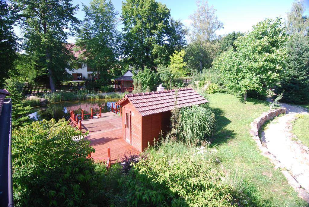 Ivanek Guest House Zvíkovské Podhradí Exterior foto